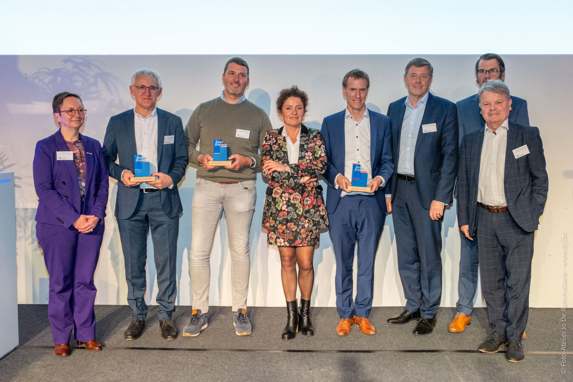 Johan Gemels, Stow Group en Logistiek Centrum Zwevegem winnen de multimodale Baanbrekers-awards 2023